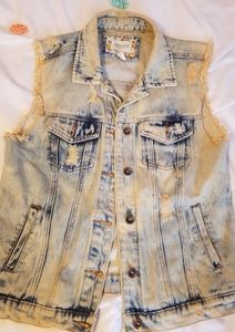 Forever 21 distressed acid wash jean vest
